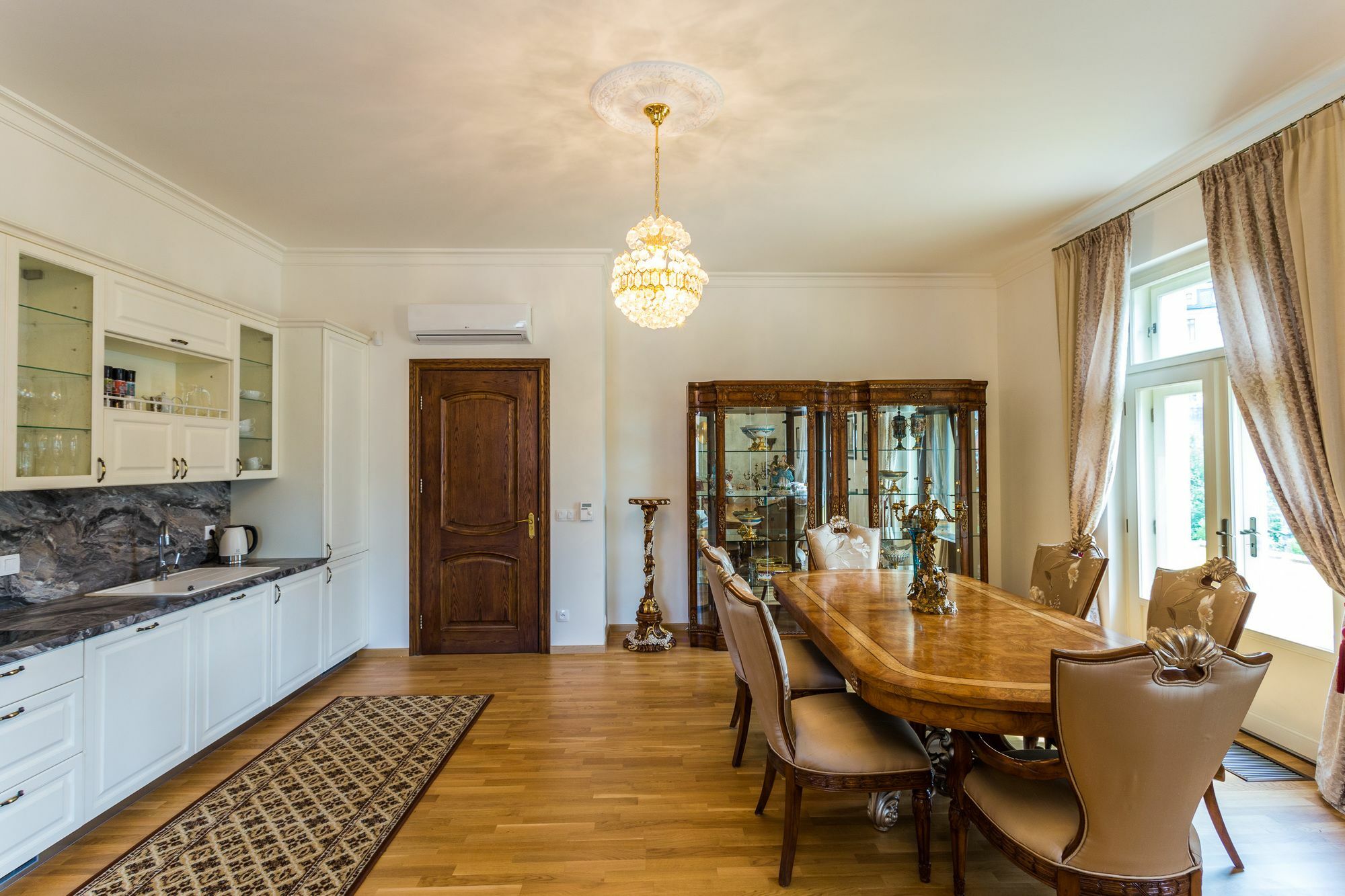 Karlsbad Prestigeアパートメント エクステリア 写真