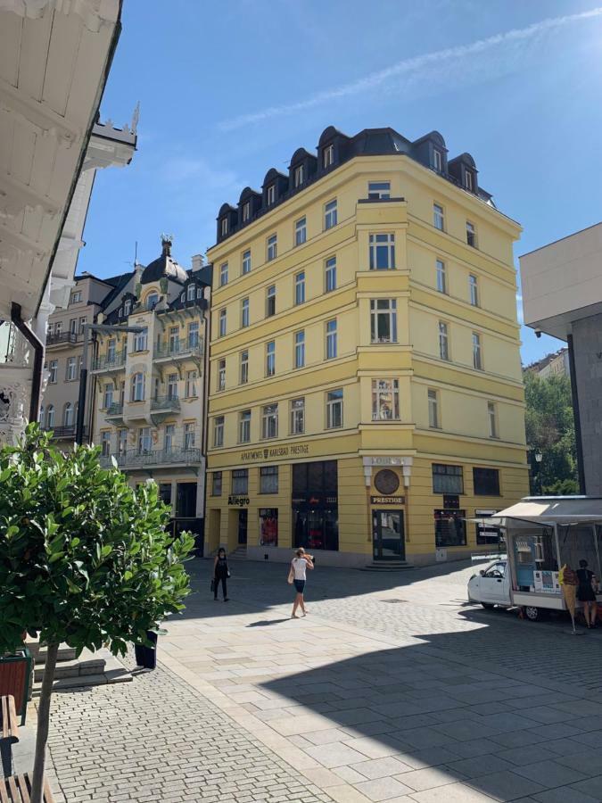 Karlsbad Prestigeアパートメント エクステリア 写真